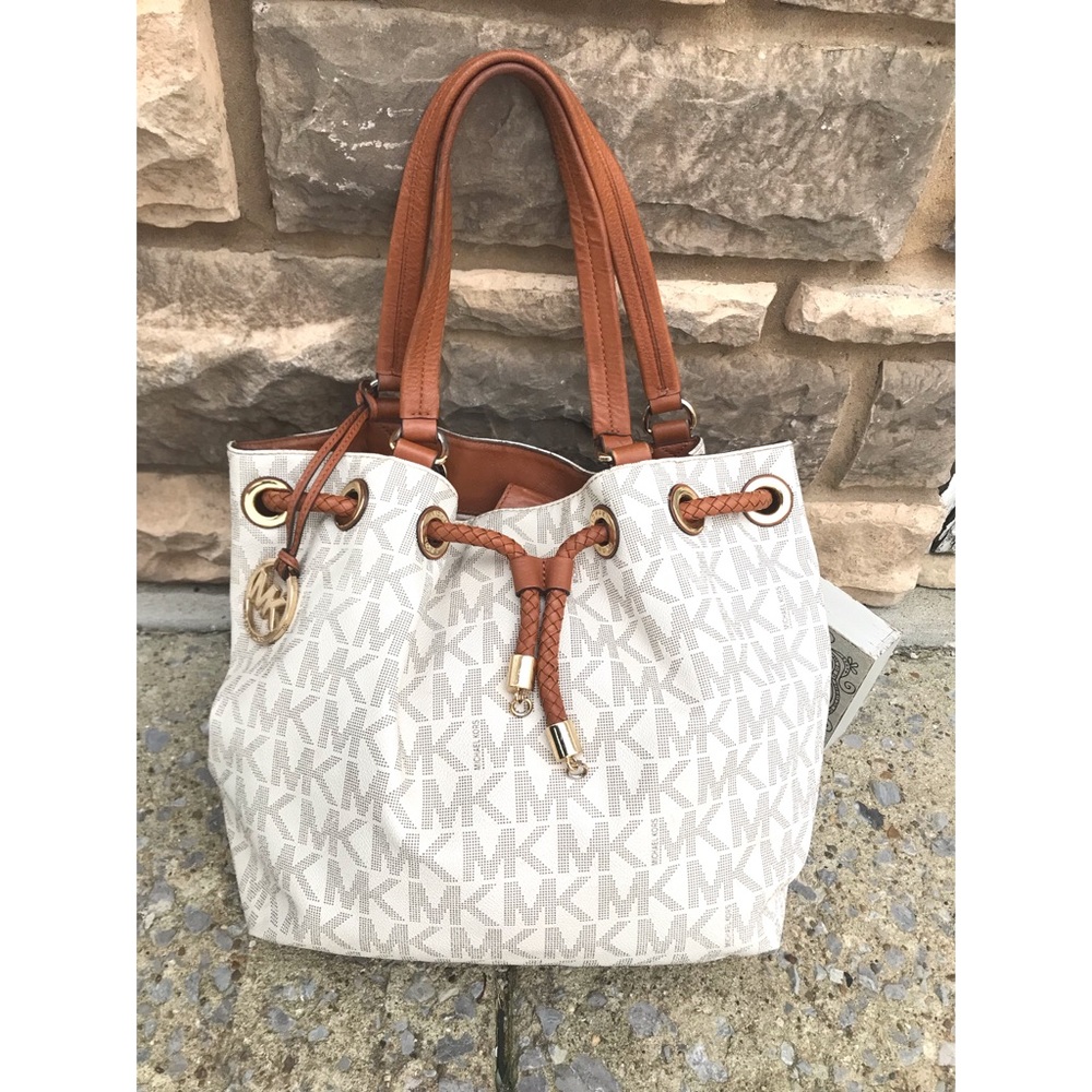 Michael Kors double strap handbag. #019